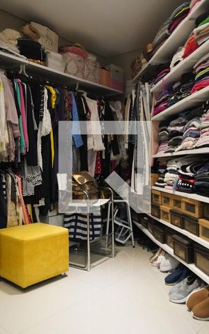 Casa à venda com 521m², 8 quartos e 8 vagasQuarto Suíte -Master -Closet 1