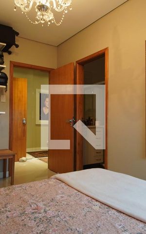 Casa à venda com 521m², 8 quartos e 8 vagasQuarto Suíte 3