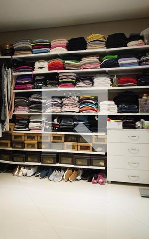 Casa à venda com 521m², 8 quartos e 8 vagasQuarto Suíte -Master -Closet 1