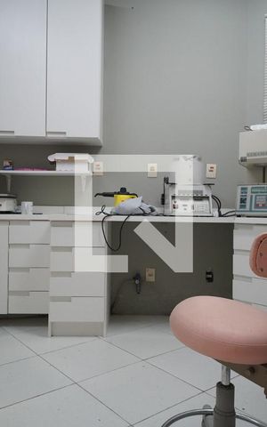 Casa à venda com 521m², 8 quartos e 8 vagaslaboratorio 2