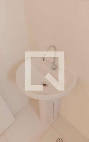Apartamento para alugar com 41m², 2 quartos e sem vaga Apartamento para alugar com 41m², 2 quartos e sem vagaBanheiro