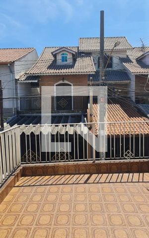 Casa à venda com 200m², 4 quartos e 3 vagasQuarto 3 Varanda