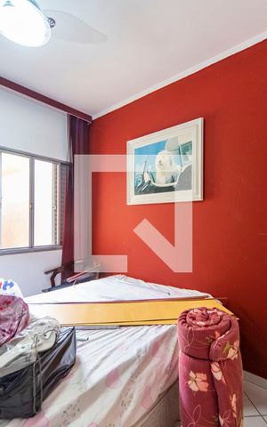 Casa à venda com 287m², 3 quartos e 4 vagas Casa à venda com 287m², 3 quartos e 4 vagasQuarto 2