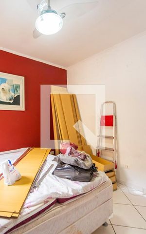 Casa à venda com 287m², 3 quartos e 4 vagas Casa à venda com 287m², 3 quartos e 4 vagasQuarto 2