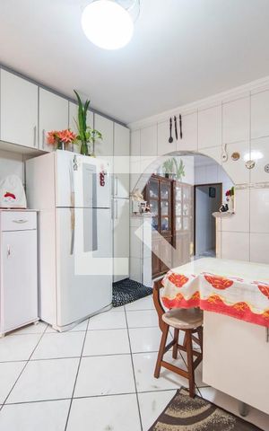 Casa à venda com 287m², 3 quartos e 4 vagas Casa à venda com 287m², 3 quartos e 4 vagasCozinha
