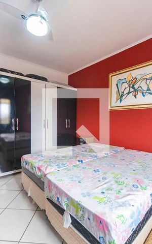 Casa à venda com 287m², 3 quartos e 4 vagas Casa à venda com 287m², 3 quartos e 4 vagasQuarto 1