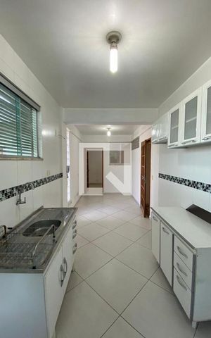 Casa à venda com 500m², 7 quartos e 4 vagas Casa à venda com 500m², 7 quartos e 4 vagasCozinha / Área de Serviço - Ap 2