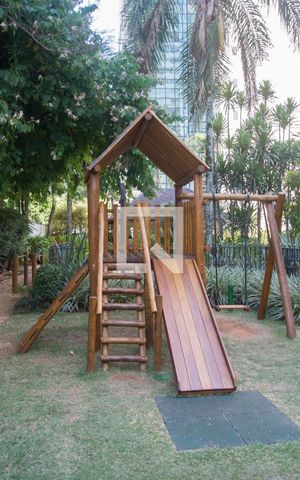 Apartamento para alugar com 75m², 2 quartos e 2 vagasPlayground