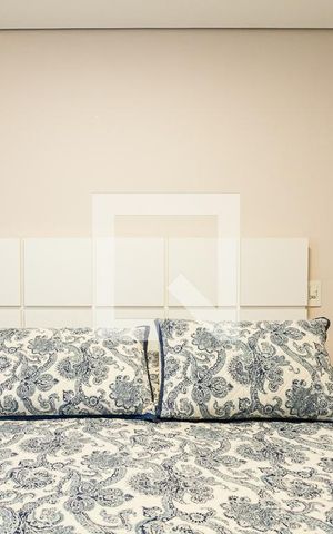 Apartamento à venda com 69m², 2 quartos e 2 vagas Apartamento à venda com 69m², 2 quartos e 2 vagasSuíte