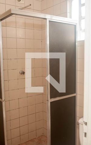 Apartamento para alugar com 56m², 2 quartos e 1 vaga Apartamento para alugar com 56m², 2 quartos e 1 vagaBanheiro