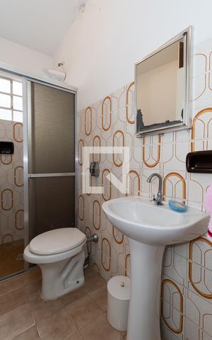 Casa à venda com 180m², 5 quartos e 3 vagasBanheiro Social