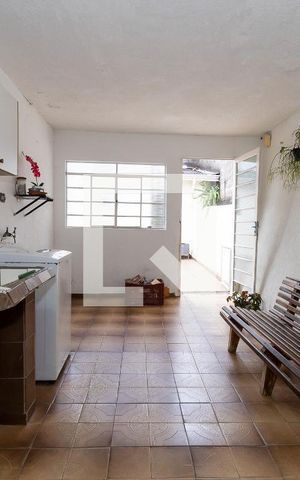 Casa à venda com 180m², 5 quartos e 3 vagasÁrea de Serviço