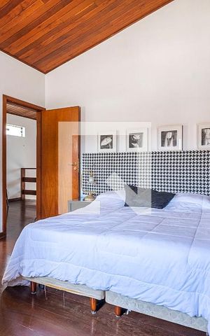 Casa à venda com 630m², 4 quartos e 6 vagasSuíte 4