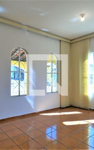 Casa à venda com 120m², 4 quartos e 1 vagaSala