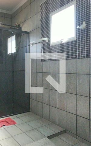 Casa à venda com 120m², 4 quartos e 1 vagaBanheiro da Suíte