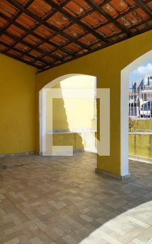 Casa à venda com 120m², 4 quartos e 1 vagaGaragem