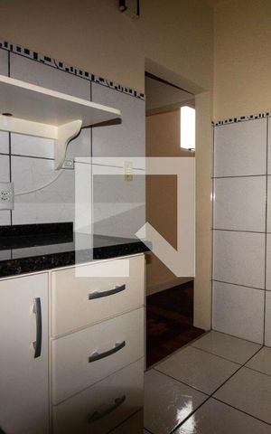 Apartamento à venda com 67m², 1 quarto e sem vaga Apartamento à venda com 67m², 1 quarto e sem vagaCozinha