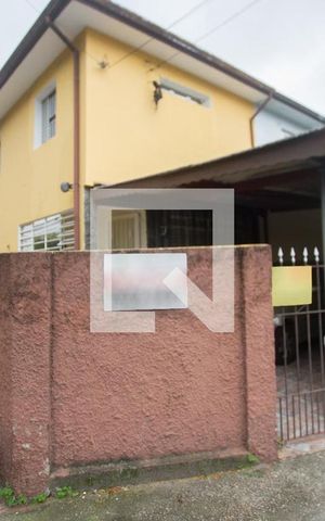 Casa à venda com 140m², 3 quartos e 2 vagasFachada