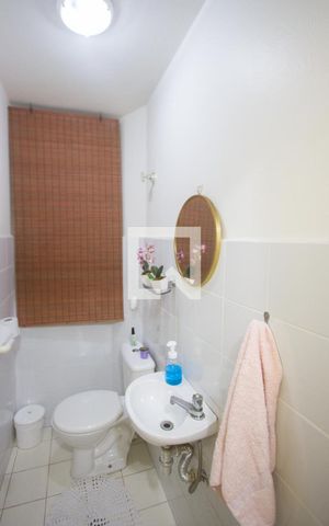 Casa à venda com 140m², 3 quartos e 2 vagasLavabo