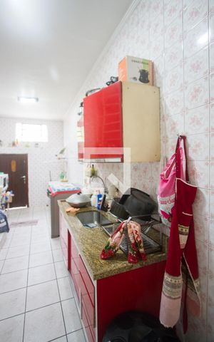 Casa à venda com 140m², 3 quartos e 2 vagasCozinha
