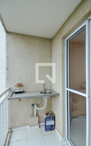 Apartamento para alugar com 58m², 2 quartos e 1 vagaVaranda