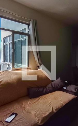 Apartamento à venda com 75m², 2 quartos e 1 vaga Apartamento à venda com 75m², 2 quartos e 1 vagaSala