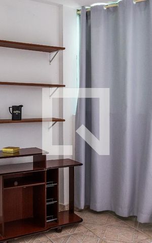 Casa à venda com 500m², 4 quartos e sem vaga Casa à venda com 500m², 4 quartos e sem vagaQuarto 2