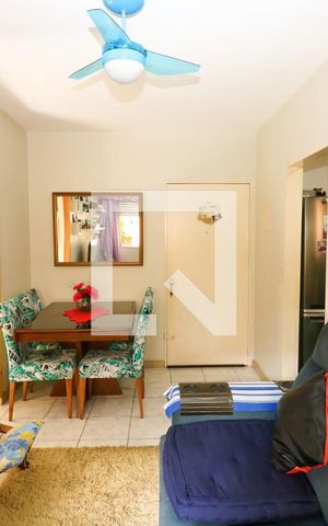 Apartamento à venda com 56m², 2 quartos e sem vaga Apartamento à venda com 56m², 2 quartos e sem vagaSala