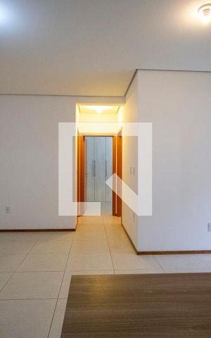 Apartamento para alugar com 72m², 2 quartos e 1 vagaSala