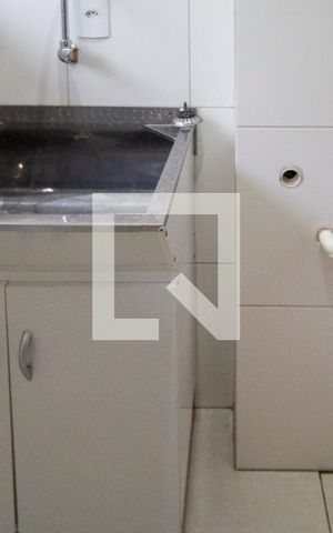 Apartamento para alugar com 72m², 2 quartos e 1 vagaÁrea de Serviço