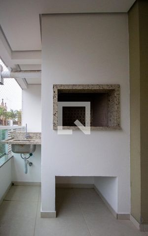 Apartamento para alugar com 72m², 2 quartos e 1 vagaSala - varanda