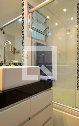 Apartamento à venda com 126m², 3 quartos e 2 vagasBanheiro Social