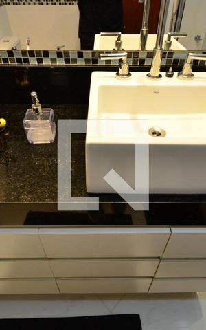 Apartamento à venda com 126m², 3 quartos e 2 vagasBanheiro Social