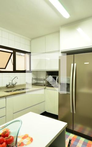 Apartamento à venda com 126m², 3 quartos e 2 vagasCozinha