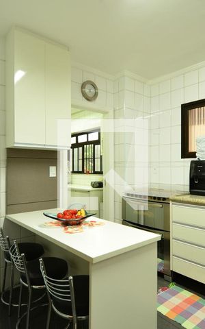 Apartamento à venda com 126m², 3 quartos e 2 vagasCozinha