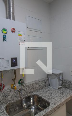 Apartamento à venda com 103m², 3 quartos e 2 vagas Apartamento à venda com 103m², 3 quartos e 2 vagasÁrea de Serviço