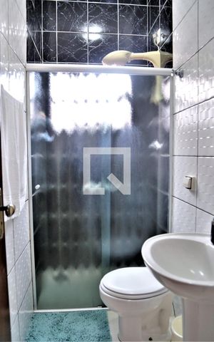 Casa para alugar com 506m², 5 quartos e 8 vagasBanheiro 4