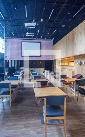 Apartamento à venda com 32m², 1 quarto e 1 vagaÁrea comum