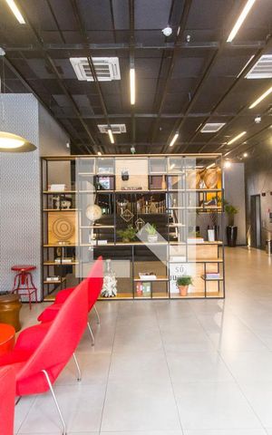 Apartamento à venda com 32m², 1 quarto e 1 vagaÁrea comum