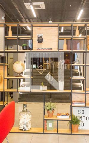 Apartamento à venda com 32m², 1 quarto e 1 vagaÁrea comum