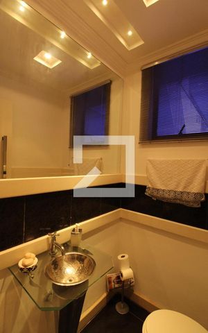 Apartamento à venda com 354m², 4 quartos e 4 vagasLavabo