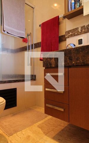 Apartamento à venda com 354m², 4 quartos e 4 vagasBanheiro - Suíte 4