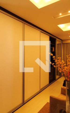 Apartamento à venda com 354m², 4 quartos e 4 vagasSuíte 4