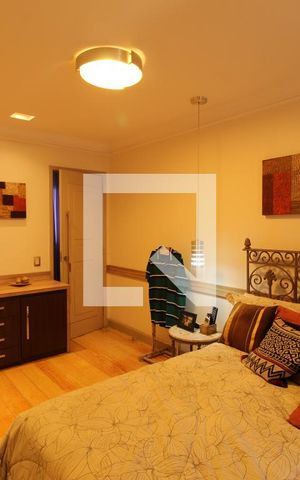 Apartamento à venda com 354m², 4 quartos e 4 vagasSuíte 1
