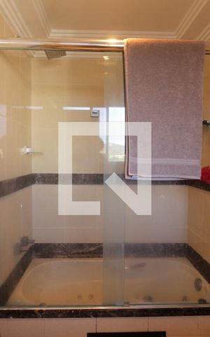 Apartamento à venda com 354m², 4 quartos e 4 vagasBanheiro - Suíte 4