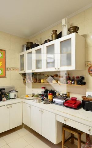 Apartamento à venda com 107m², 3 quartos e sem vagaCozinha
