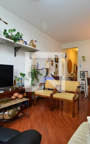 Apartamento à venda com 107m², 3 quartos e sem vagaSala