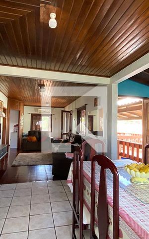 Casa à venda com 150m², 3 quartos e 2 vagasCozinhaCozinha