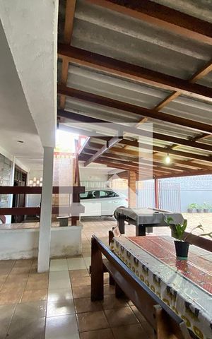 Casa à venda com 150m², 3 quartos e 2 vagasÁrea Externa