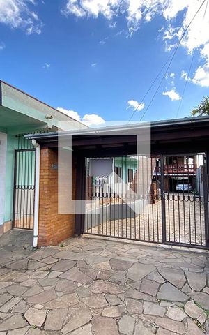 Casa à venda com 150m², 3 quartos e 2 vagasFachada